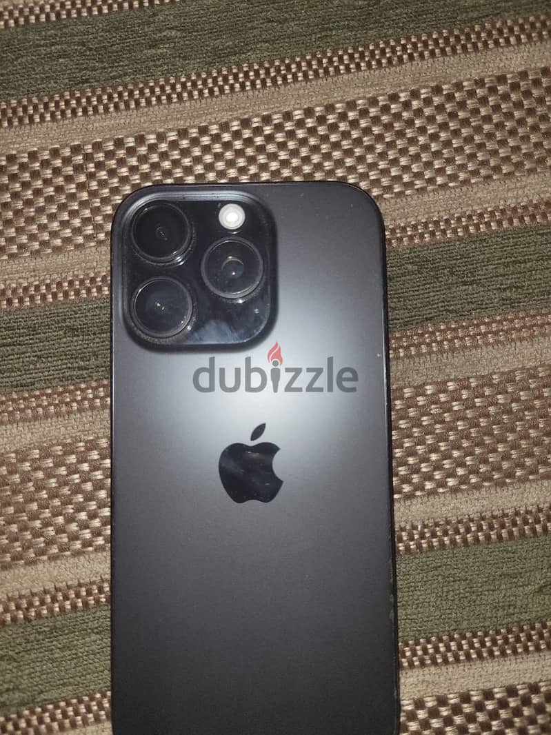 Apple - iPhone 16 Pro 2