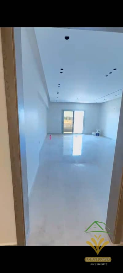 Apartment for rent, first occupancy in the northern lotus, clear entry from the main northern ninety street.