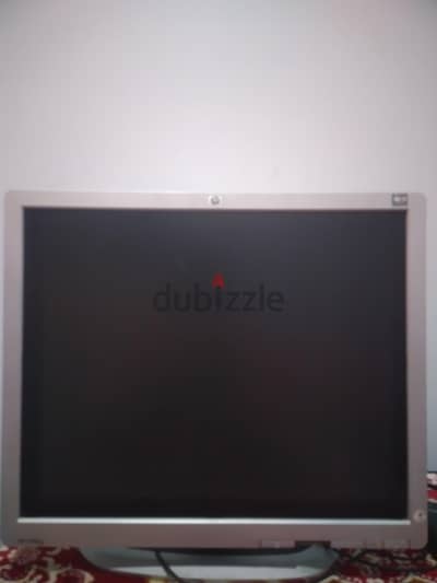 شاشه hp مستعمله بحاله فوق الممتازه 60hz