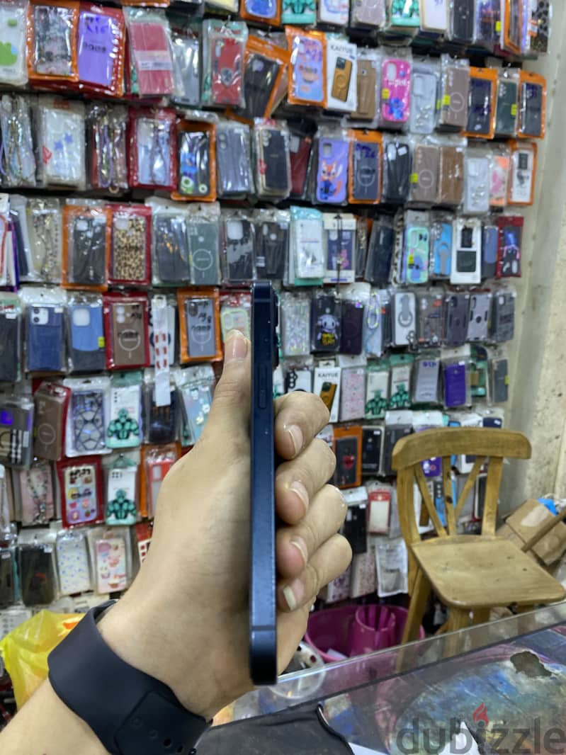 Apple - iPhone 13 3