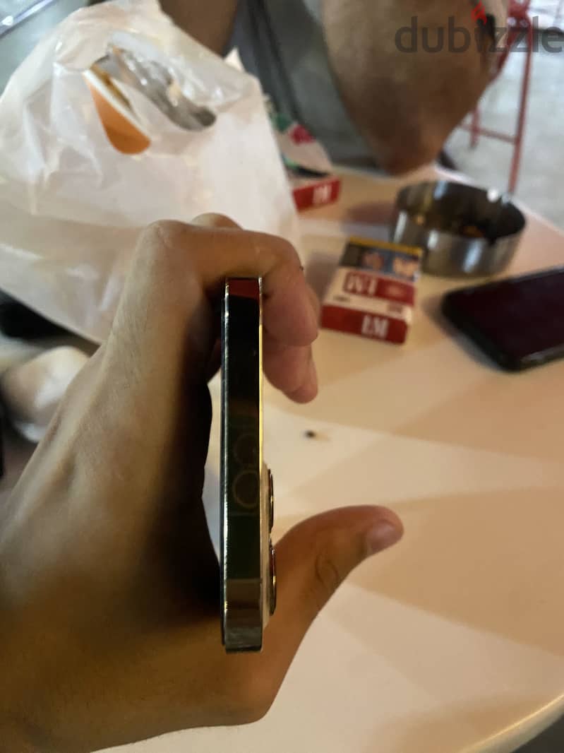 iPhone 12 Pro Max 3