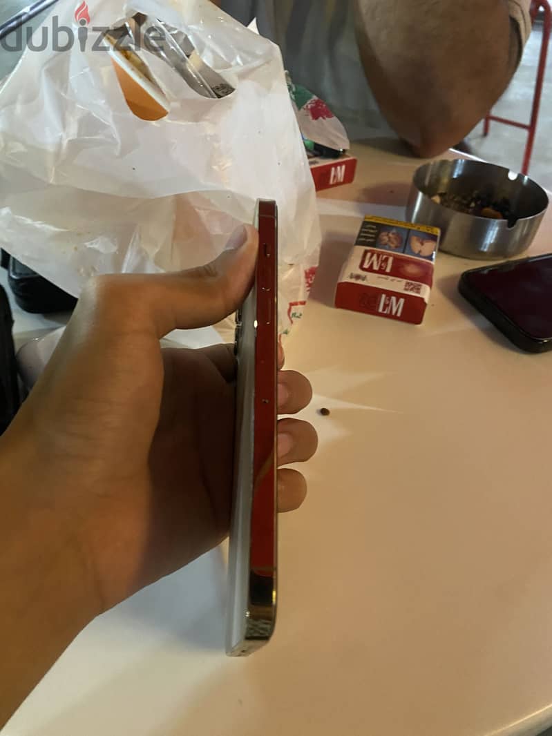 iPhone 12 Pro Max 4