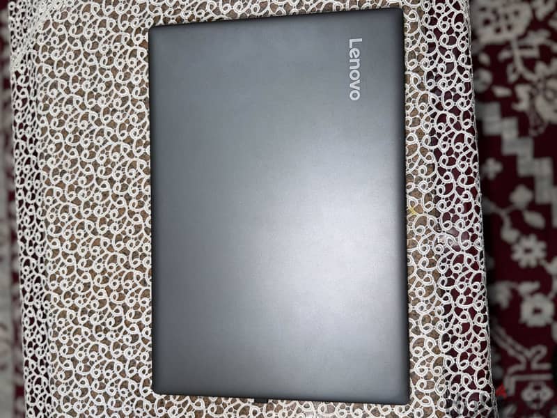 Lenovo ideapad 520 1