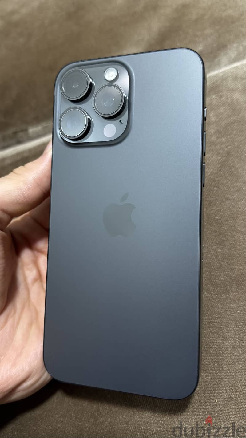 Apple - iPhone 15 Pro Max 1