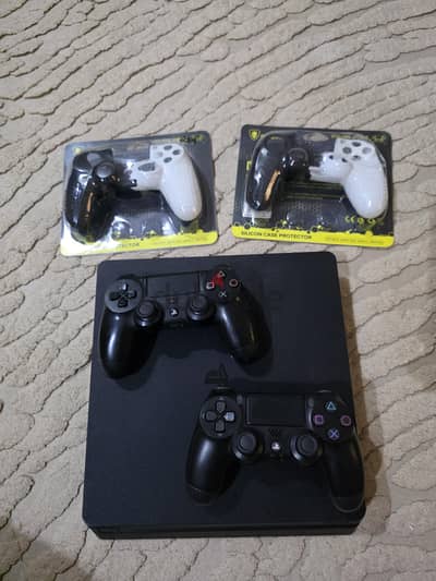 playstations 4 slim