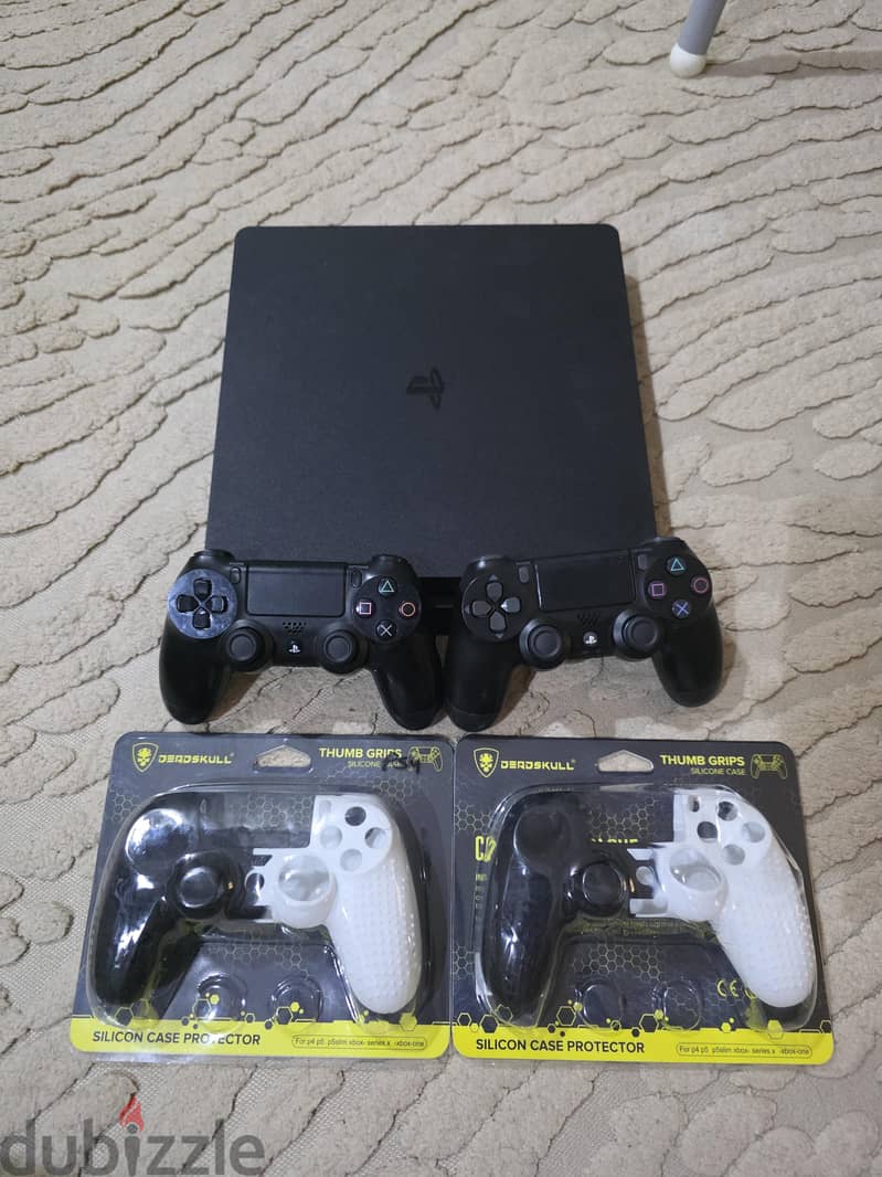 playstations 4 slim 1