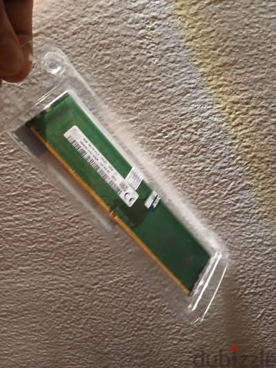 اتنين رامات 2×4 استعمال خارج تعتبر جديده 2400hz