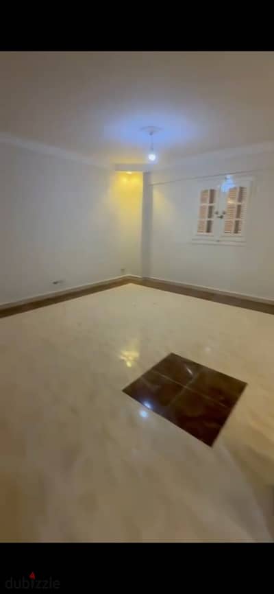 Apartment for rent in Neighborhood One 220 meters