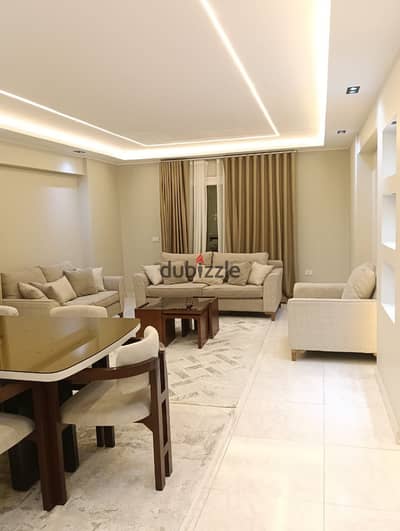 شقة فندقية فاخرة اول سكن 3 غرف و3 حمام بجوار أحمد فخري وحديقة الطفل مكرم عبيد | 3500 جنيه يوميًا