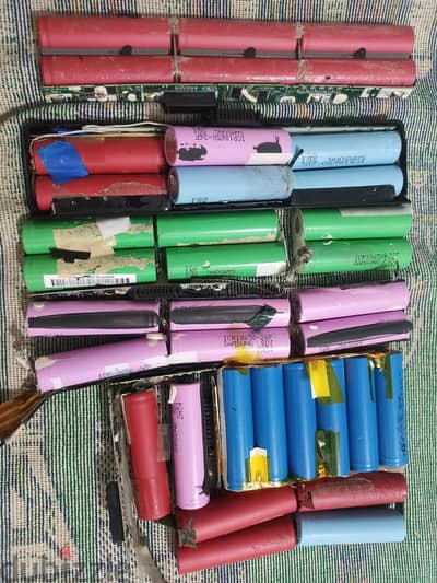 36حجاره ليثيوم