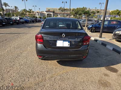 Renault Logan 2018