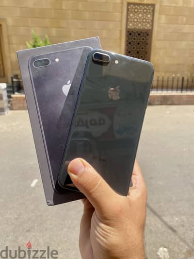 آبل - آيفون 8 بلس