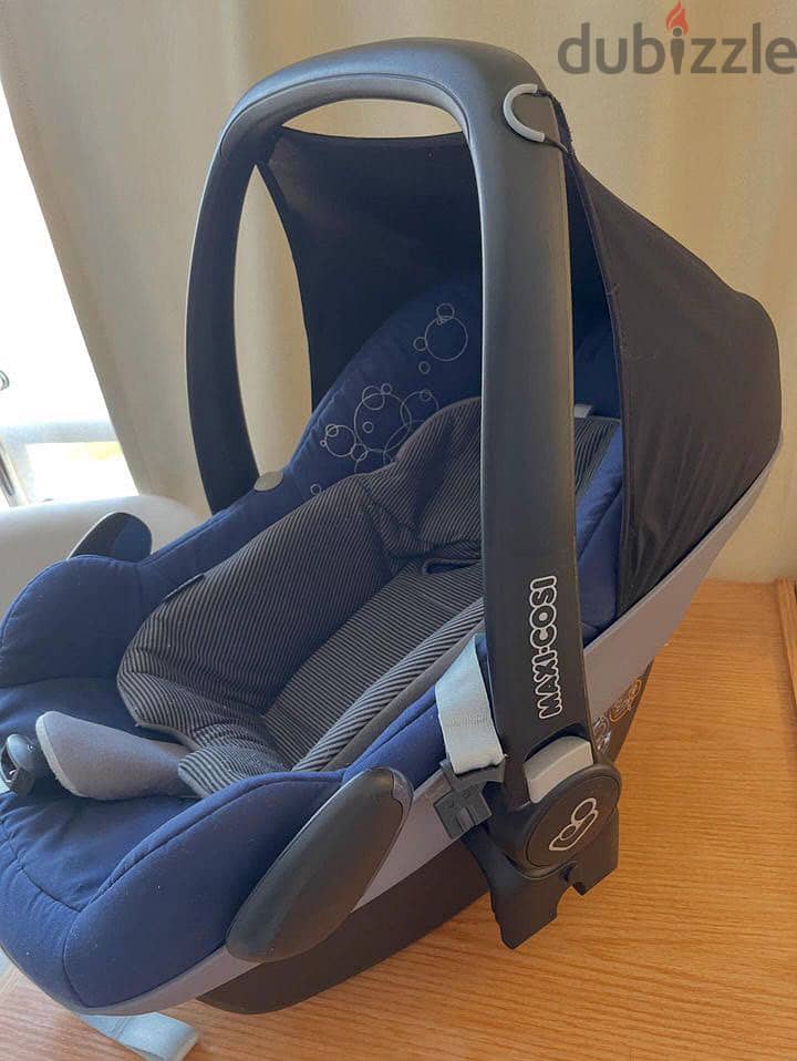 New born car seat 2