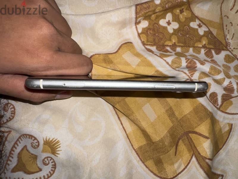 Apple - iPhone 11 2