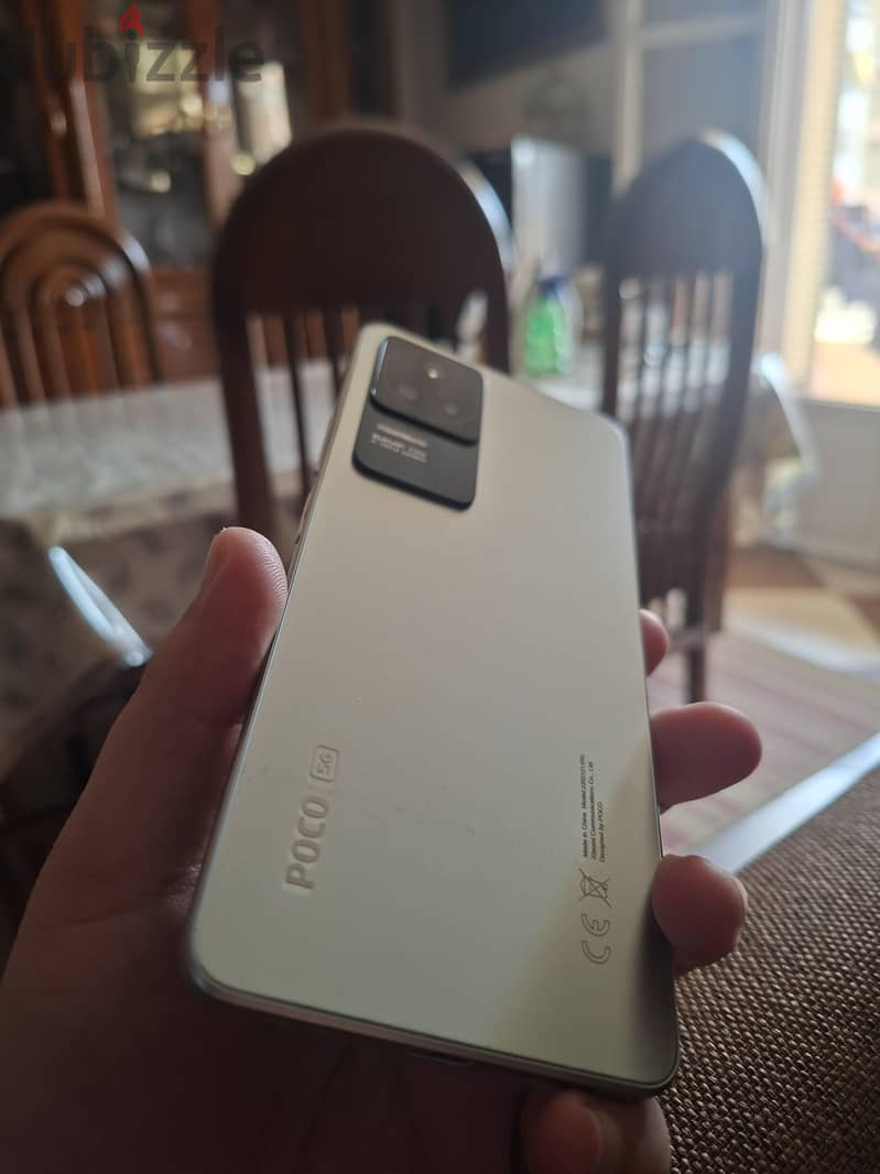 Xiaomi Poco F4 1
