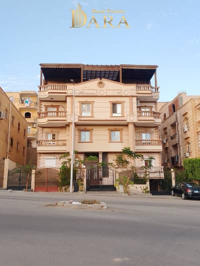 Apartment for sale (ground floor with garden) in the Fourth Villas neighborhood near Al-Jala Street