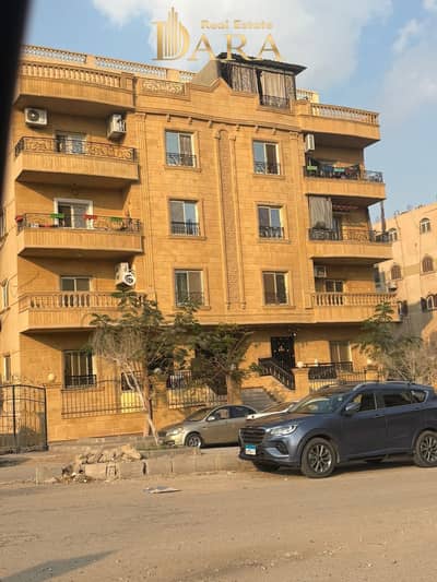 Penthouse for sale ultra super lux in the ninth neighborhood on the green belt directly