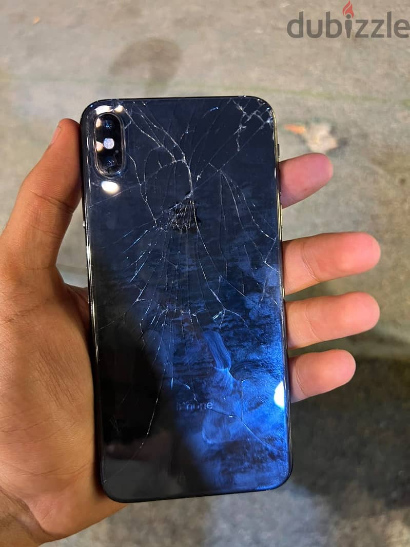 Apple - iPhone XS Max 1