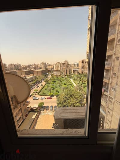 ألترا سوبر  لوكس بالمطبخ و الحمامات جاهزه للاستلام