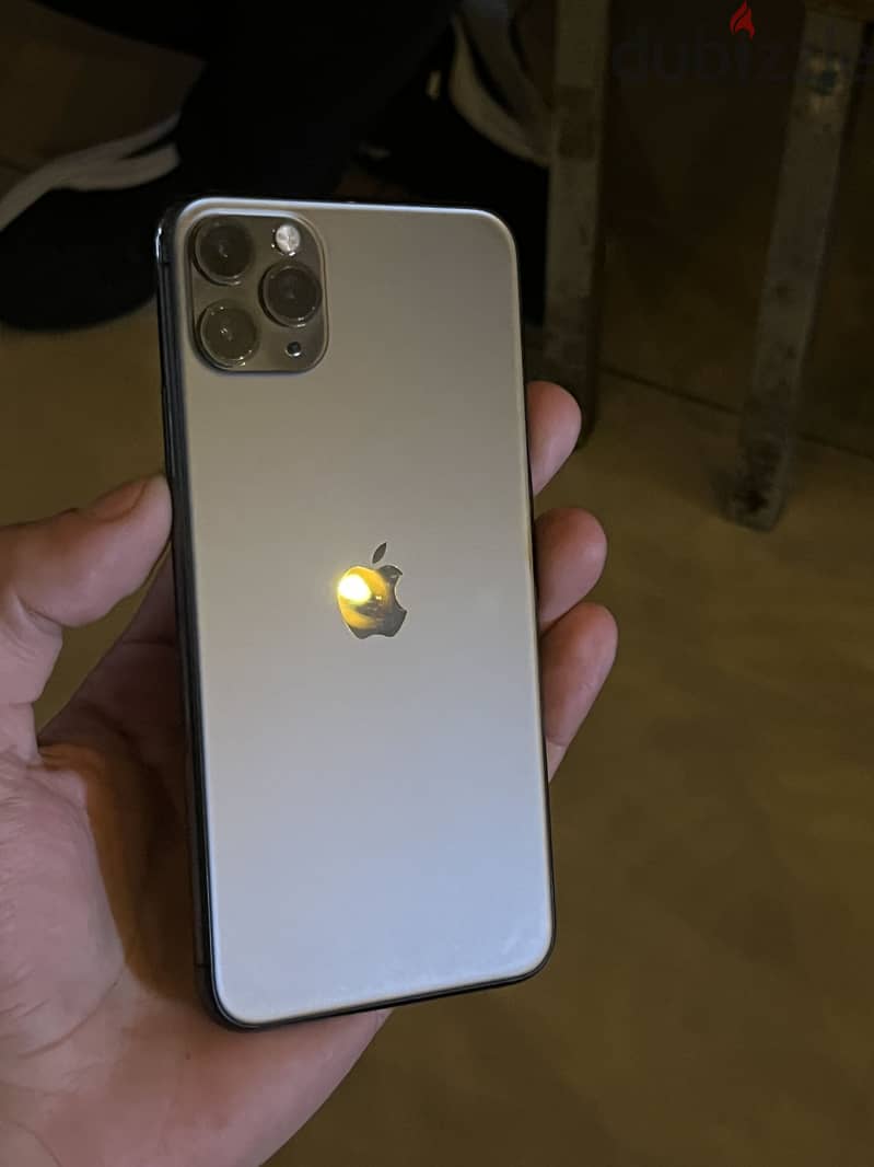 Apple - iPhone 11 Pro Max 5