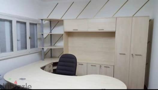 Premium Office Furniture for Sale – Excellent Condition