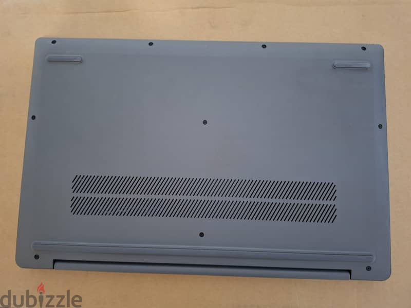 IdeaPad Slim 3 15IRHB 1
