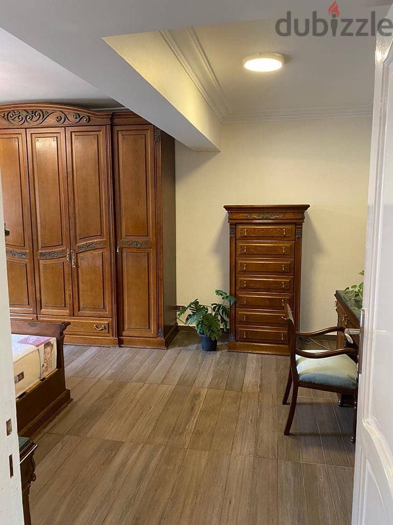 Master bedroom 3