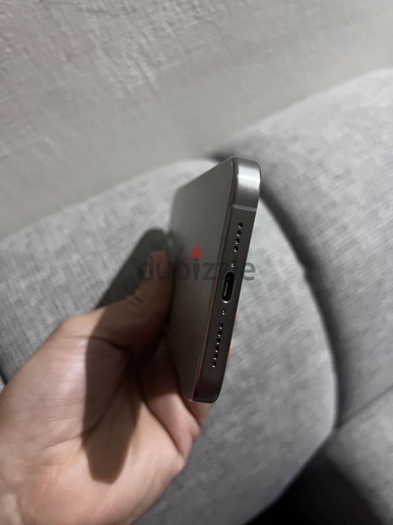 Apple - iPhone 15 Pro Max 2