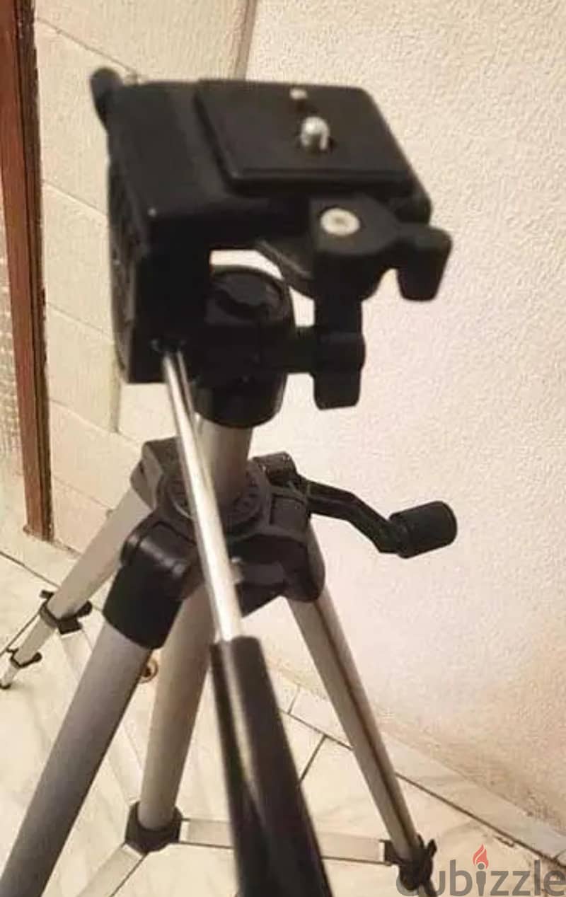 tripod for camera 1
