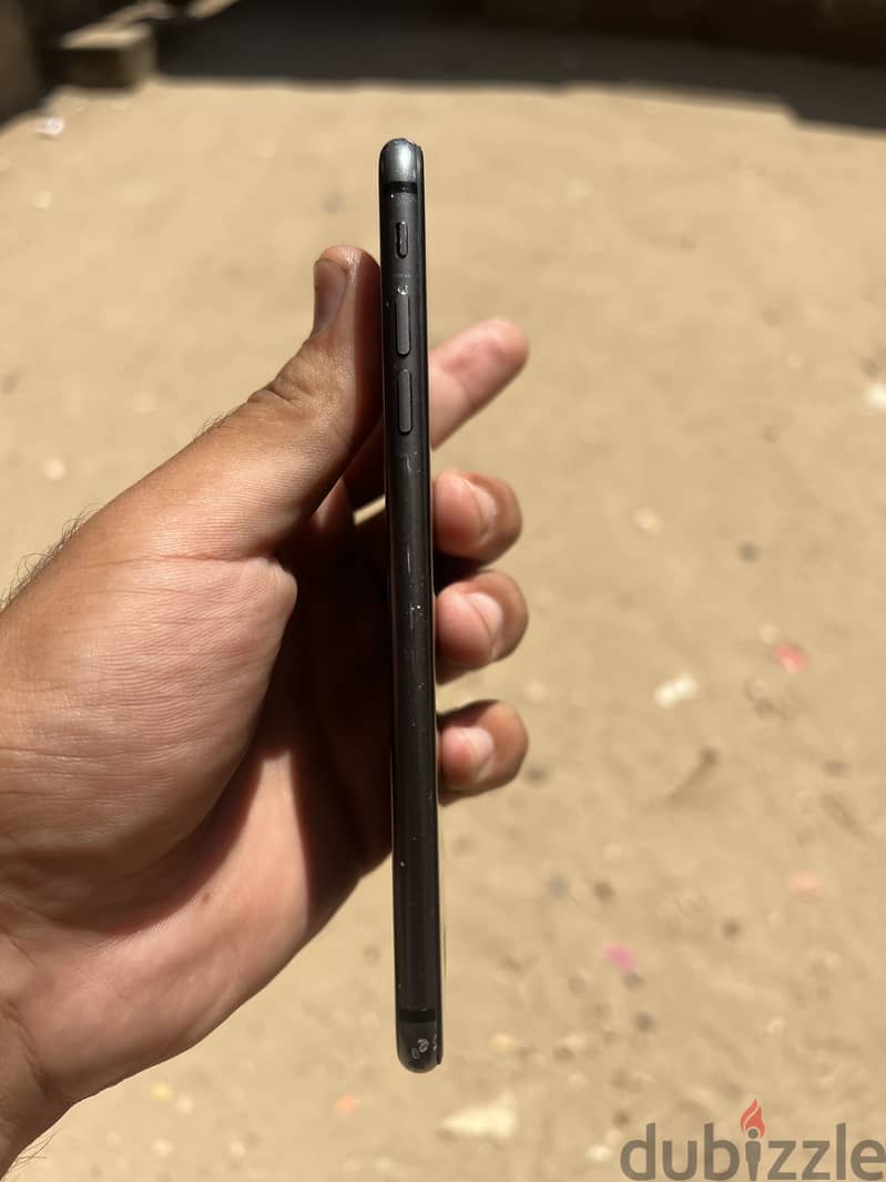 Apple - iPhone 8 Plus 3