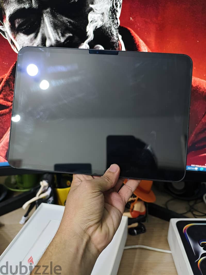 Ipad pro 11inch m4.256G. WiFi+cellular B98% 10