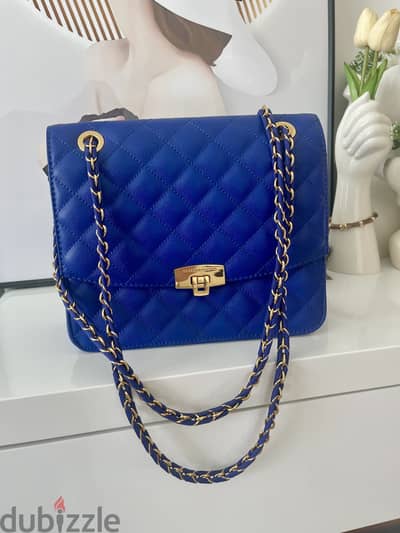 Charles and Keith women bag شنطة اوريجينال جديدة