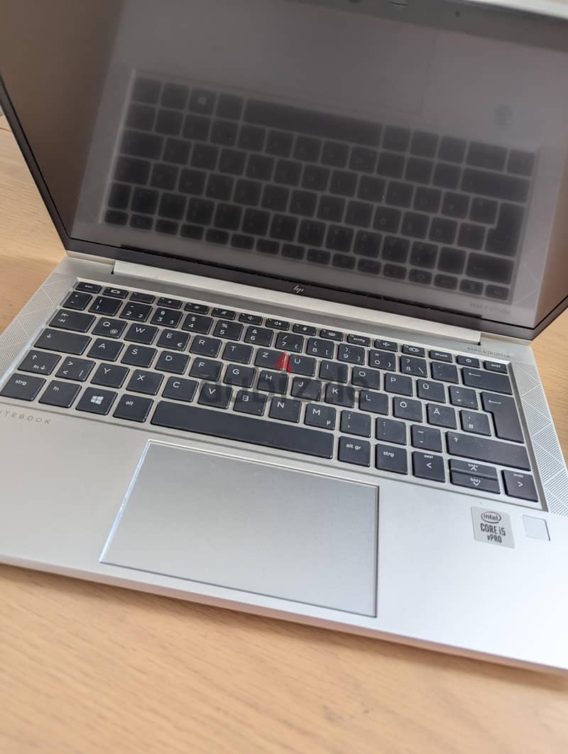 Laptop HP Elitebook Touch 13" screen 1