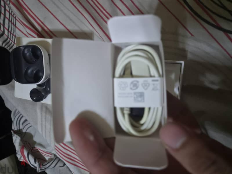 Samsung buds 2 4
