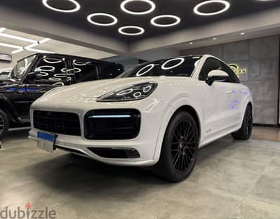 Porsche cayenne GTS 2022 loaded