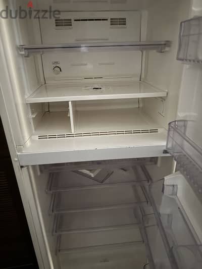 ثلاجة توشيبا