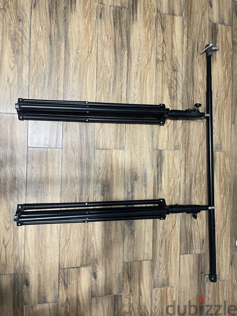 Heavy Duty Camera Tripod 8