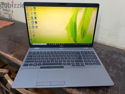 لابتوب Dell بحاله فوق الممتازه