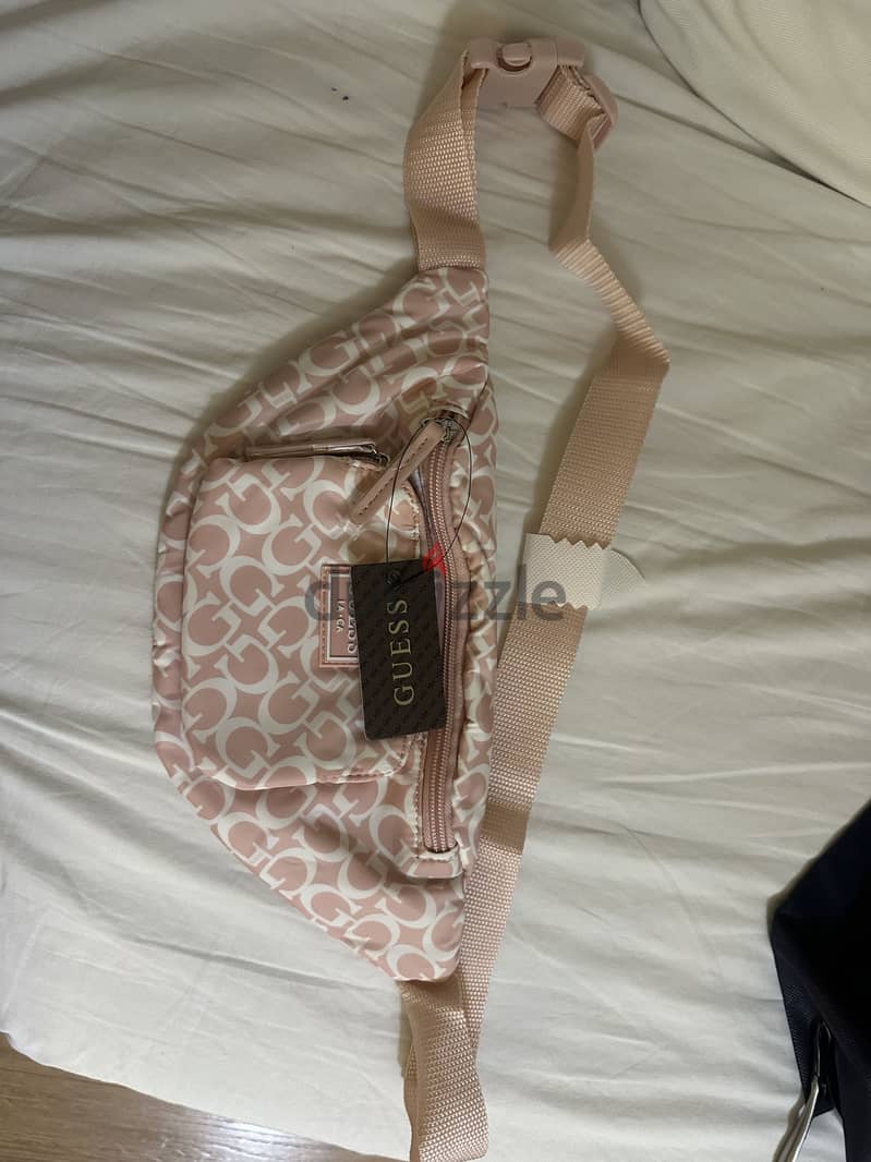 Guess new fanny bag 3
