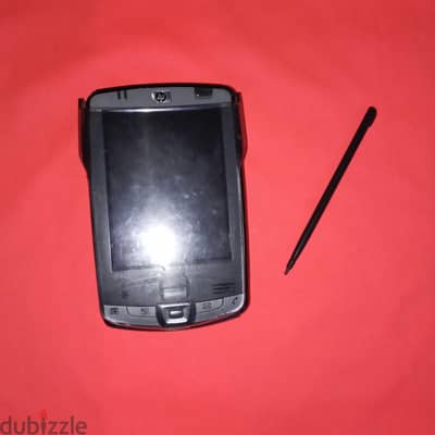 لعشاق النوادر جهاز كمبيوتر جيب نوعه hp معاه القلم بتاعه عاوز بطاريه