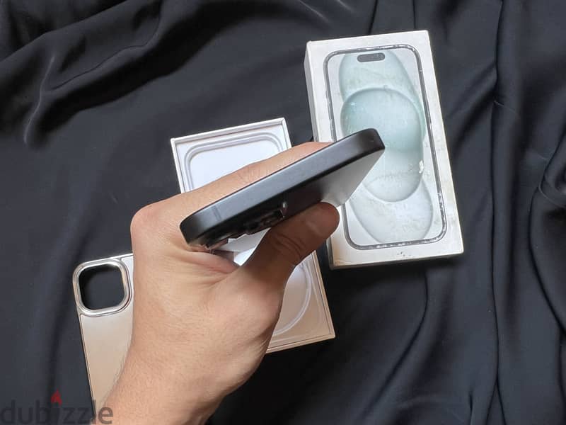 iPhone 15 9