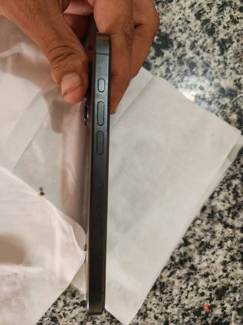 Apple - iPhone 15 Pro 5
