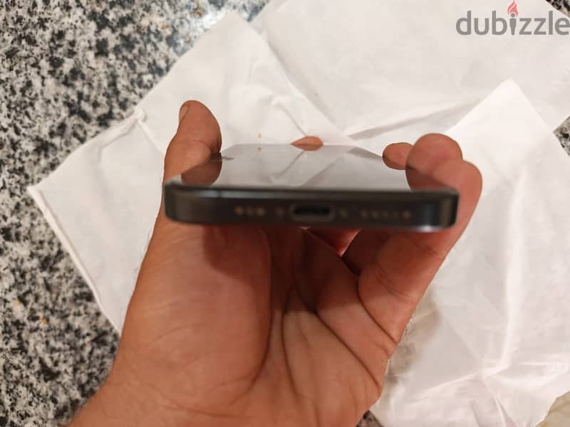 Apple - iPhone 15 Pro 9
