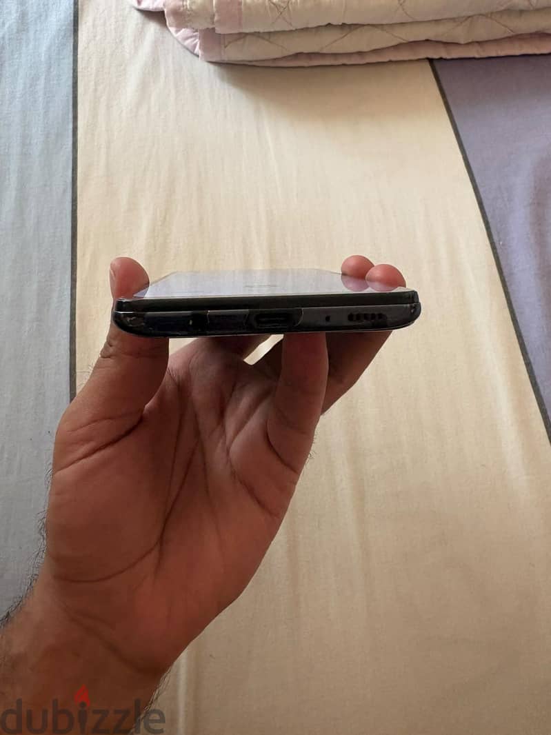 Samsung A70 1