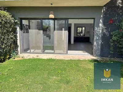 Apartment for sale with a private garden at a 40% discount; fully finished and overlooking the pool. Located in the Golden Square area—next to a park Apartment for sale with a private garden at a 40% discount; fully finished and overlooking the pool. Located in the Golden Square area—next to a park