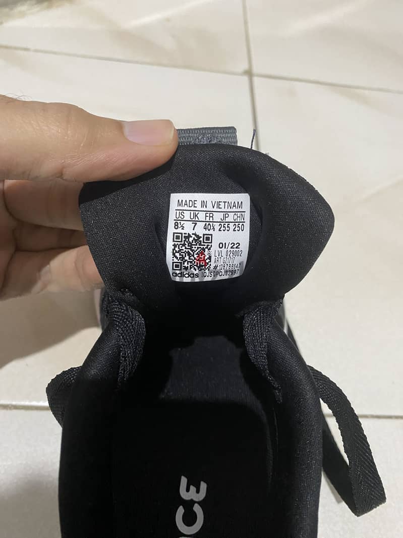 Adiddas  shoes 6