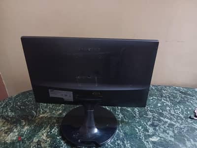 شاشه سامسونج ١٩ بوصه