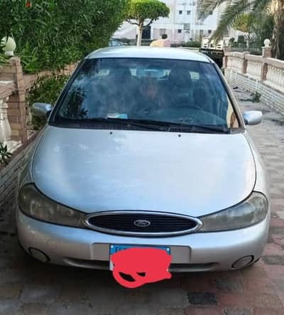 فورد مونديو 1998