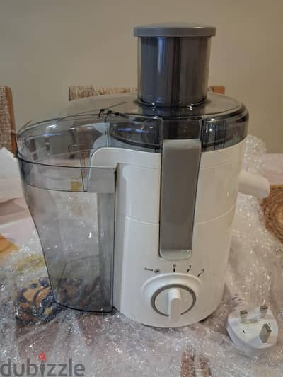عصارة فواكه مولينكس Moulinex Frutelia+ Juicer) موديل JU3701