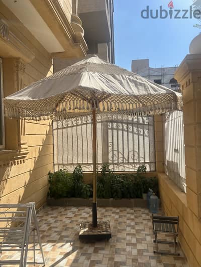 مظلة حدائق
